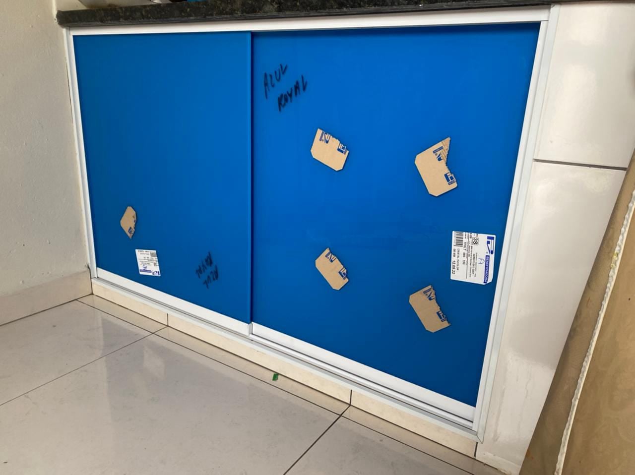 Fechamento de pia em sorocaba porta de correr em baixo da pia